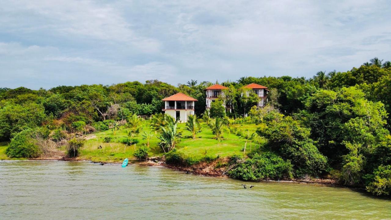 Ashansa Lagoon Resort Tangalle Exterior foto