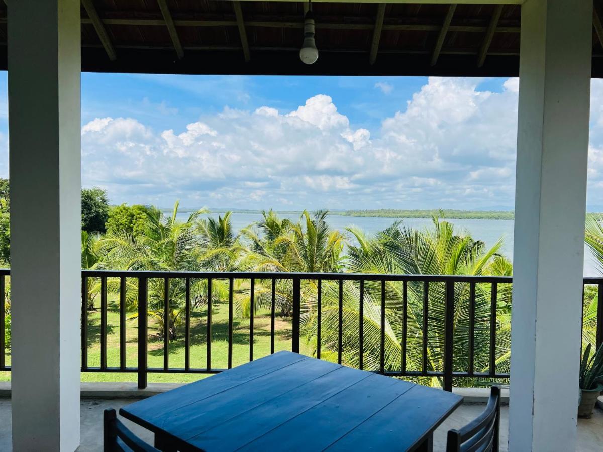Ashansa Lagoon Resort Tangalle Exterior foto