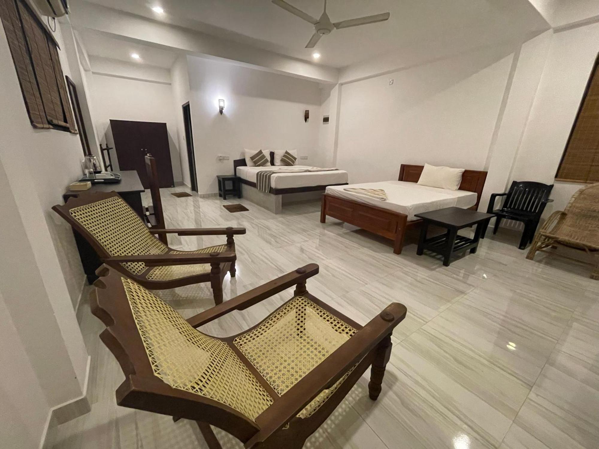 Ashansa Lagoon Resort Tangalle Exterior foto