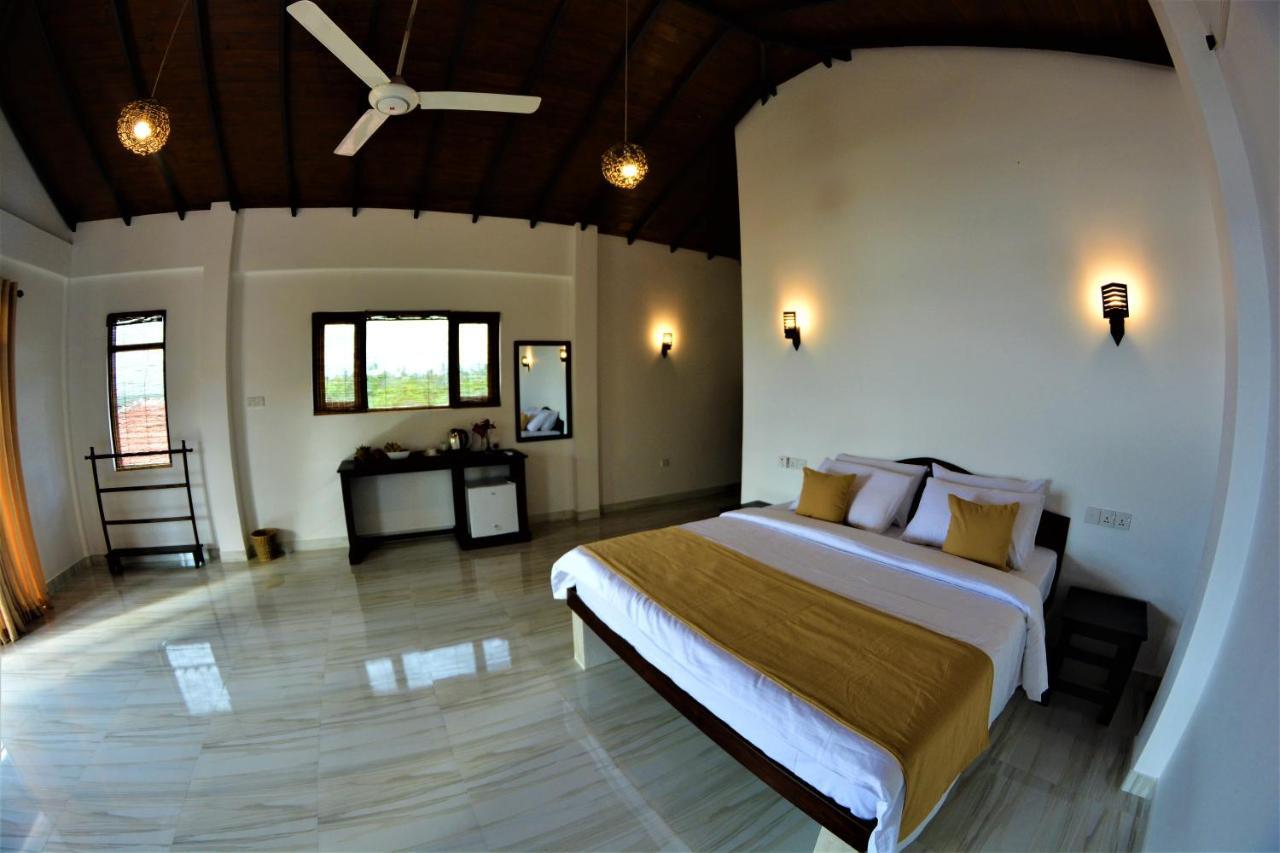 Ashansa Lagoon Resort Tangalle Exterior foto
