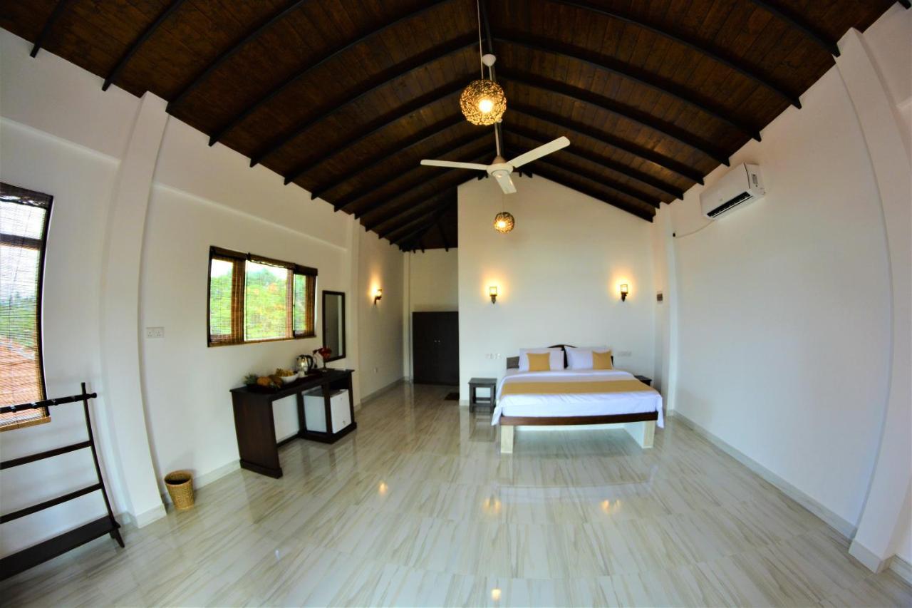 Ashansa Lagoon Resort Tangalle Exterior foto