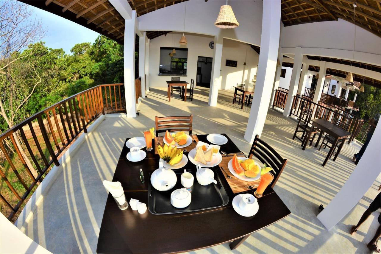 Ashansa Lagoon Resort Tangalle Exterior foto
